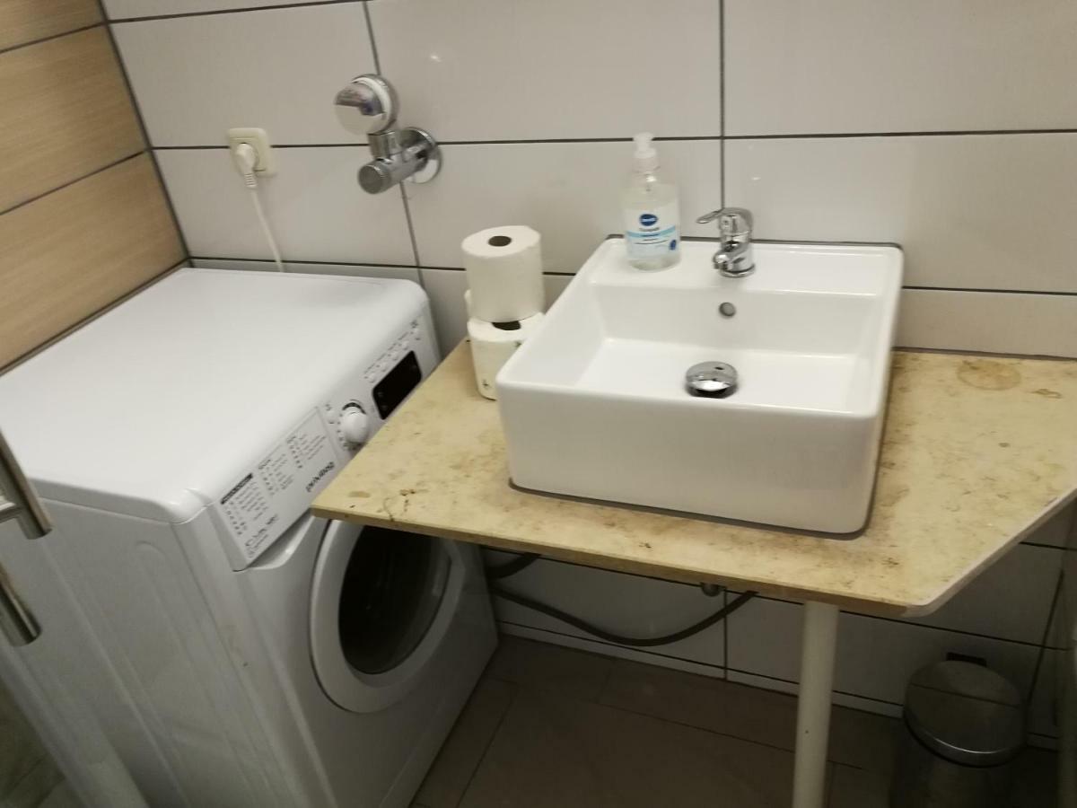 2-Zimmer Apartment Sofia, Gemuetlich Wie Zu Hause Оффенбах Экстерьер фото