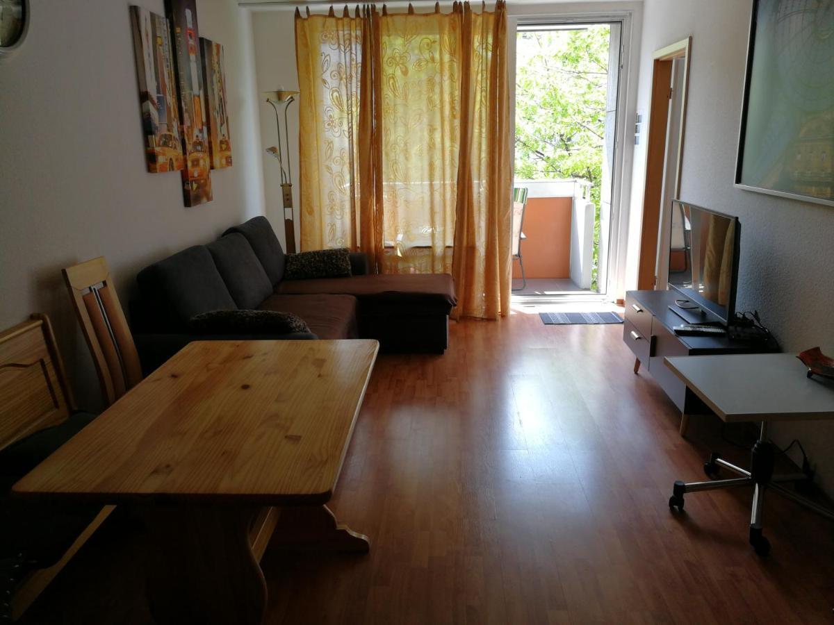 2-Zimmer Apartment Sofia, Gemuetlich Wie Zu Hause Оффенбах Экстерьер фото