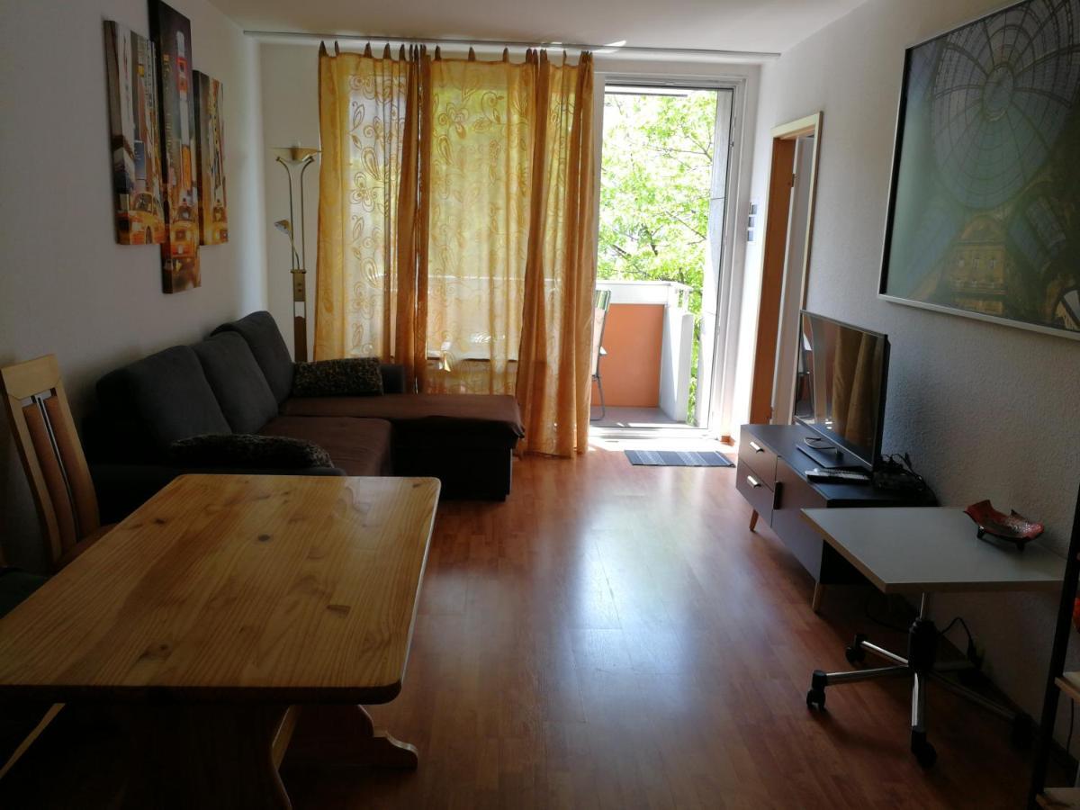 2-Zimmer Apartment Sofia, Gemuetlich Wie Zu Hause Оффенбах Экстерьер фото